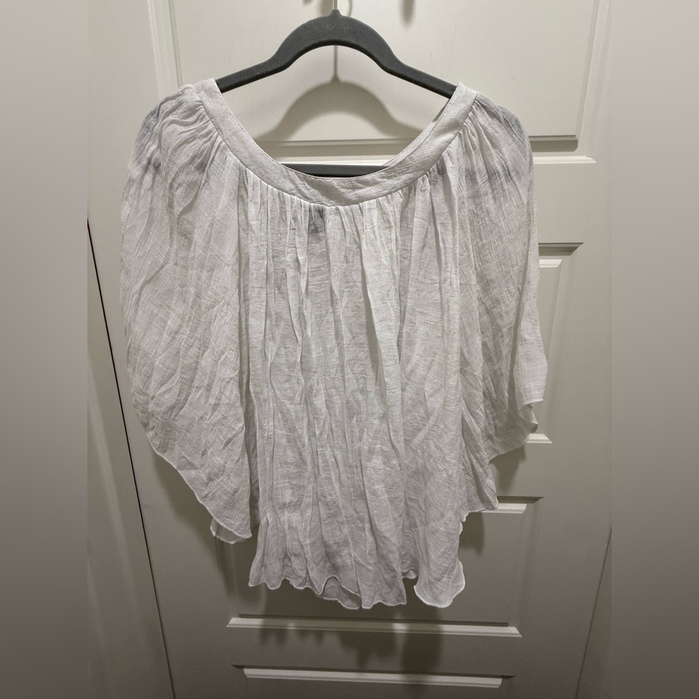 Body C. White Gauze Angel Top. Size Medium.